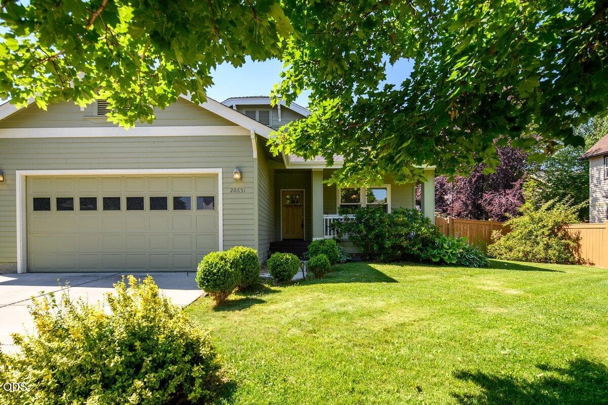 Photo of 20651 Sierra Drive 1 of 24