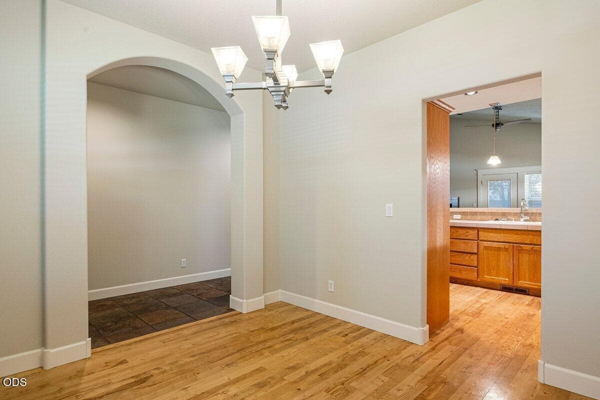 Photo of 20651 Sierra Drive 4 of 24