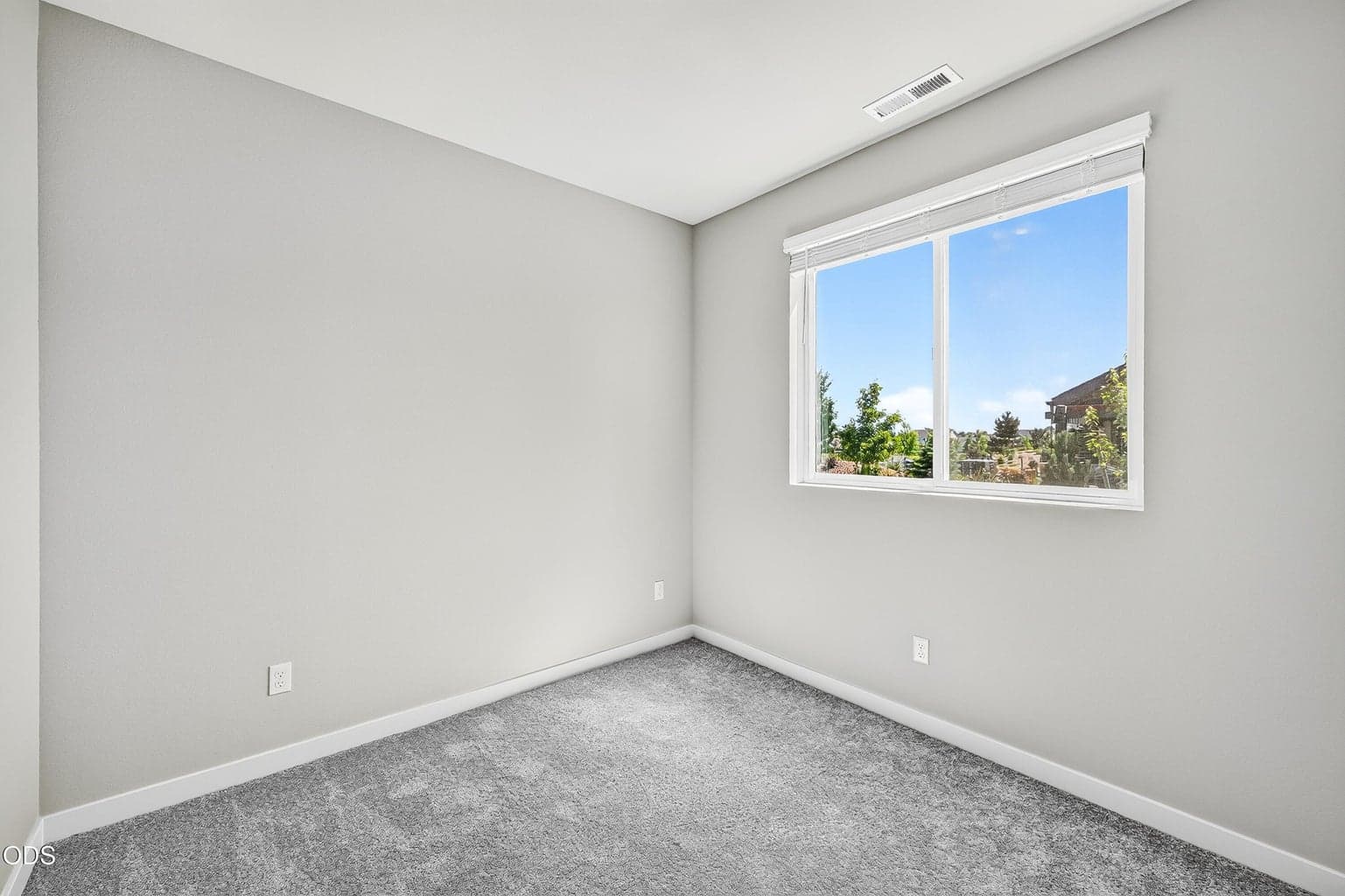 Photo of 2666 NW 26th LP North 18 of 47