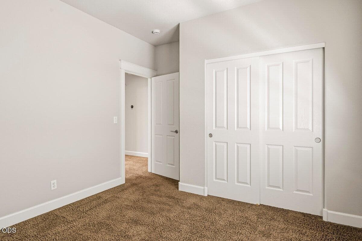 Photo of 20651 NE Sierra Drive 12 of 24