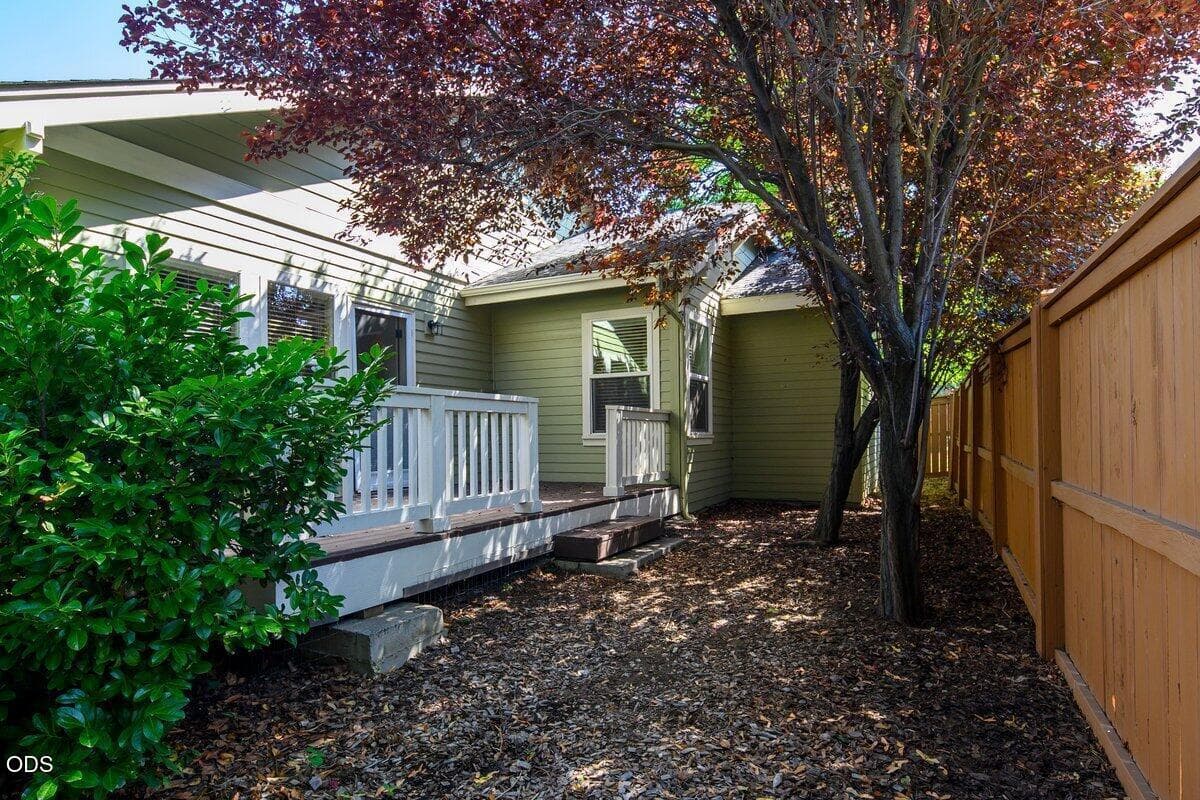 Photo of 20651 NE Sierra Drive 19 of 24
