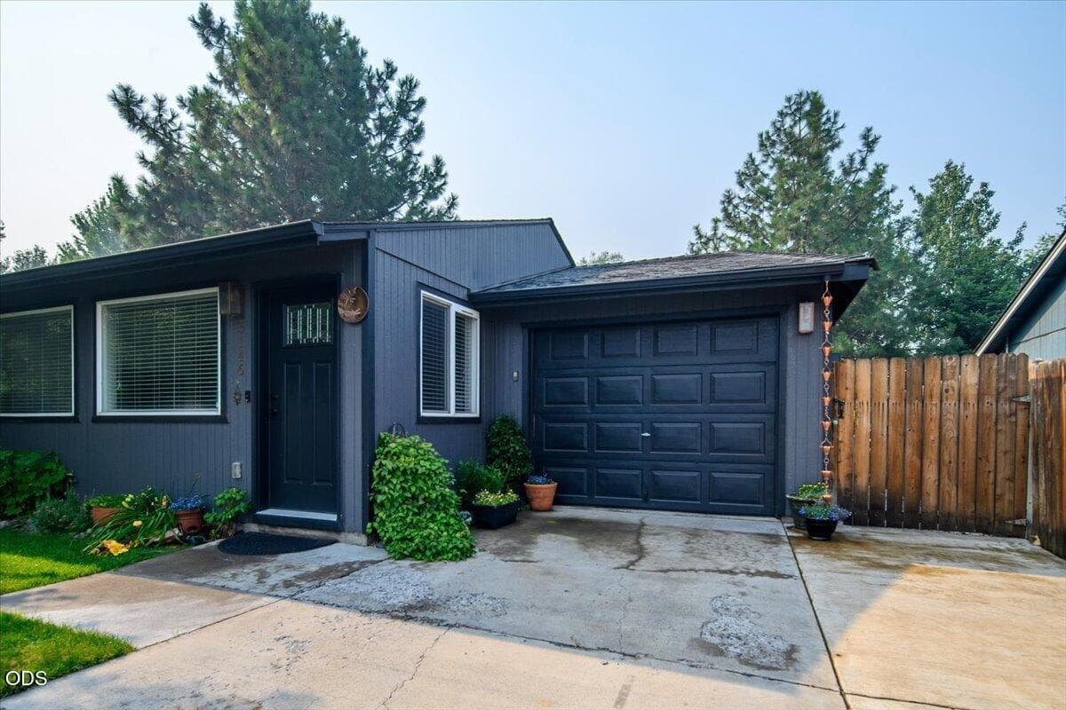 Photo of 3146 SW Pumice Place 29 of 30