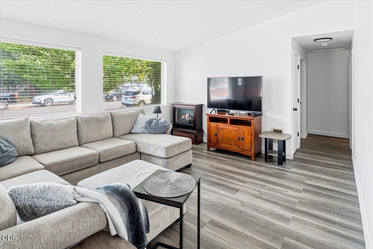 Photo of 3146 Pumice Place 3 of 30