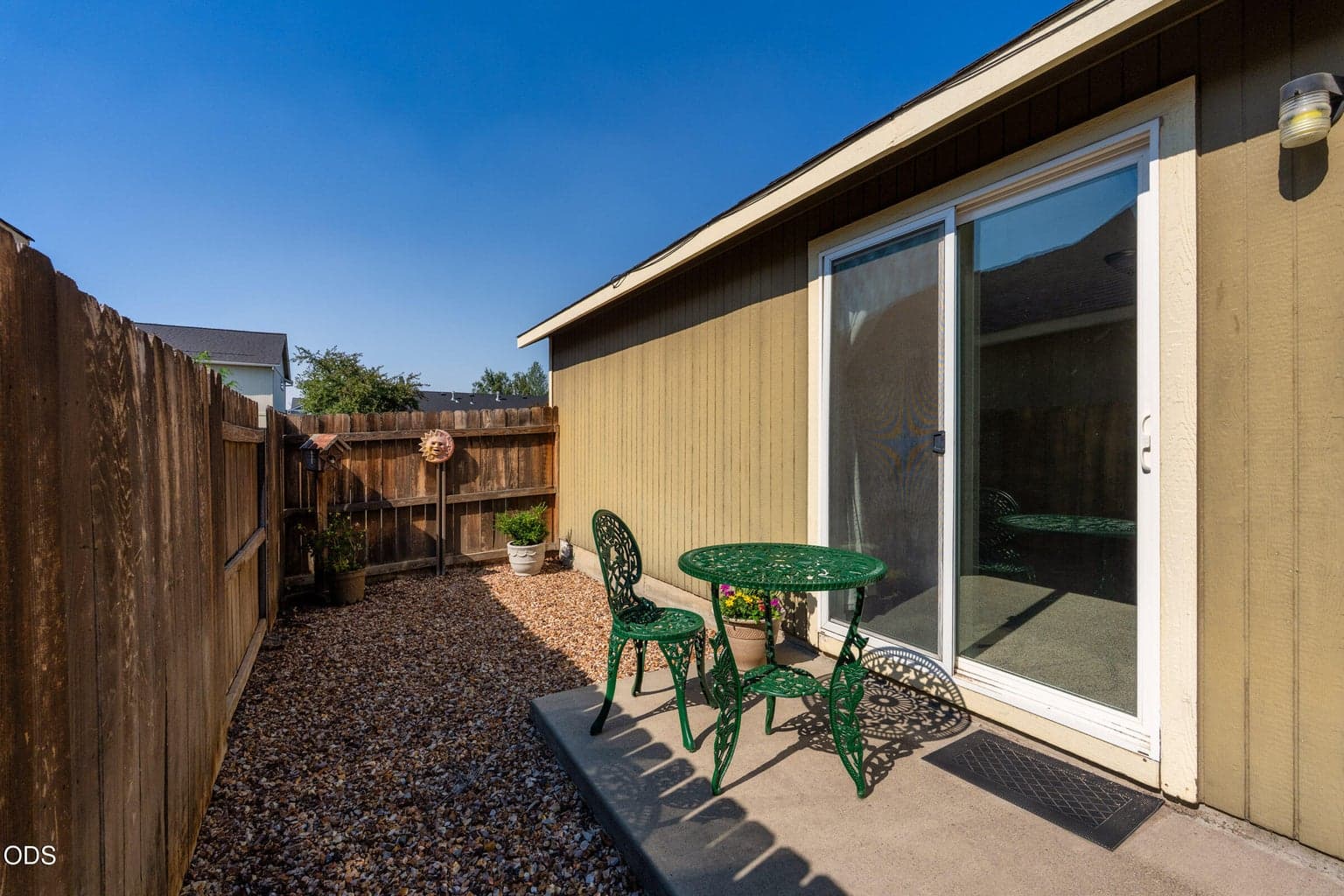 Photo of 3375 SW Obsidian Avenue 18 of 39