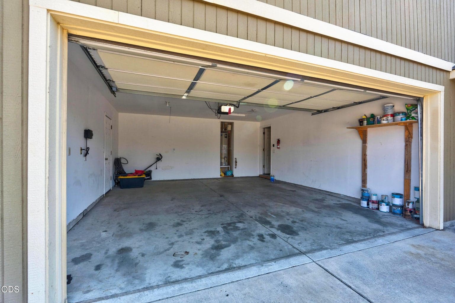 Photo of 3375 SW Obsidian Avenue 31 of 39