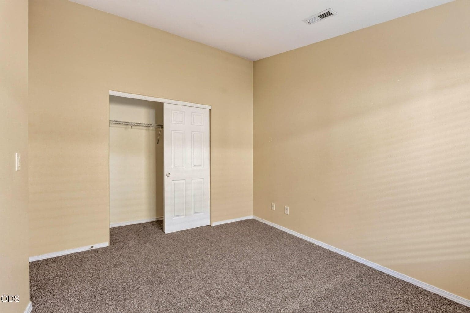 Photo of 3375 SW Obsidian Avenue 29 of 39