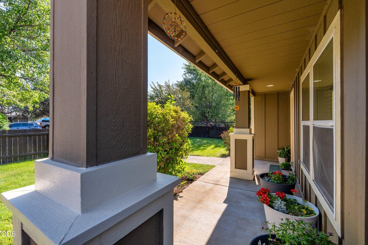 Photo of 3375 SW Obsidian Avenue 6 of 39