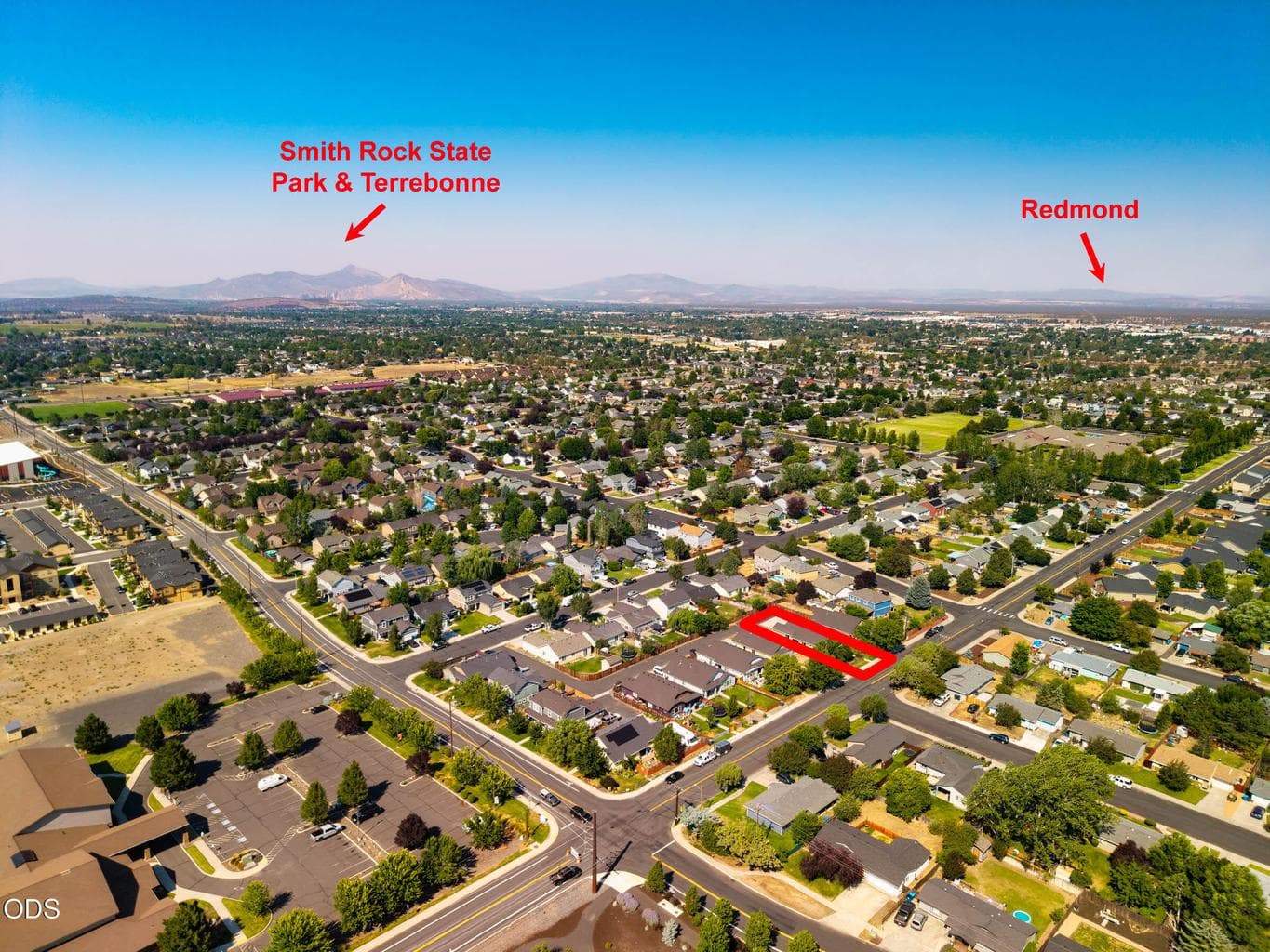 Photo of 3375 SW Obsidian Avenue 37 of 39