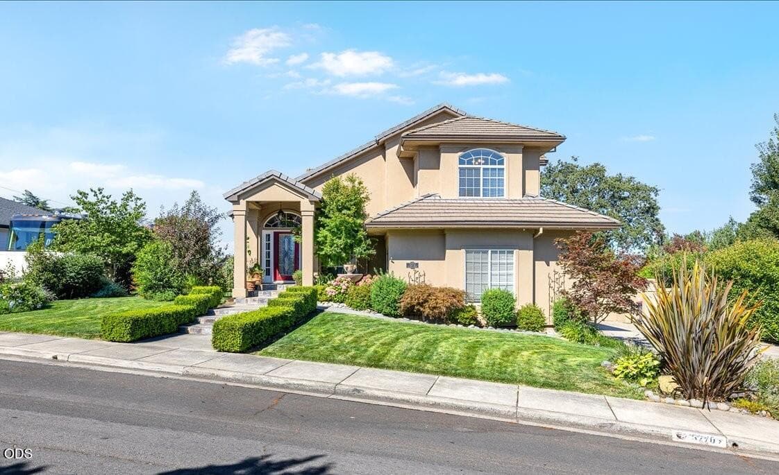 Photo of 3270 Larue Drive 1 of 40