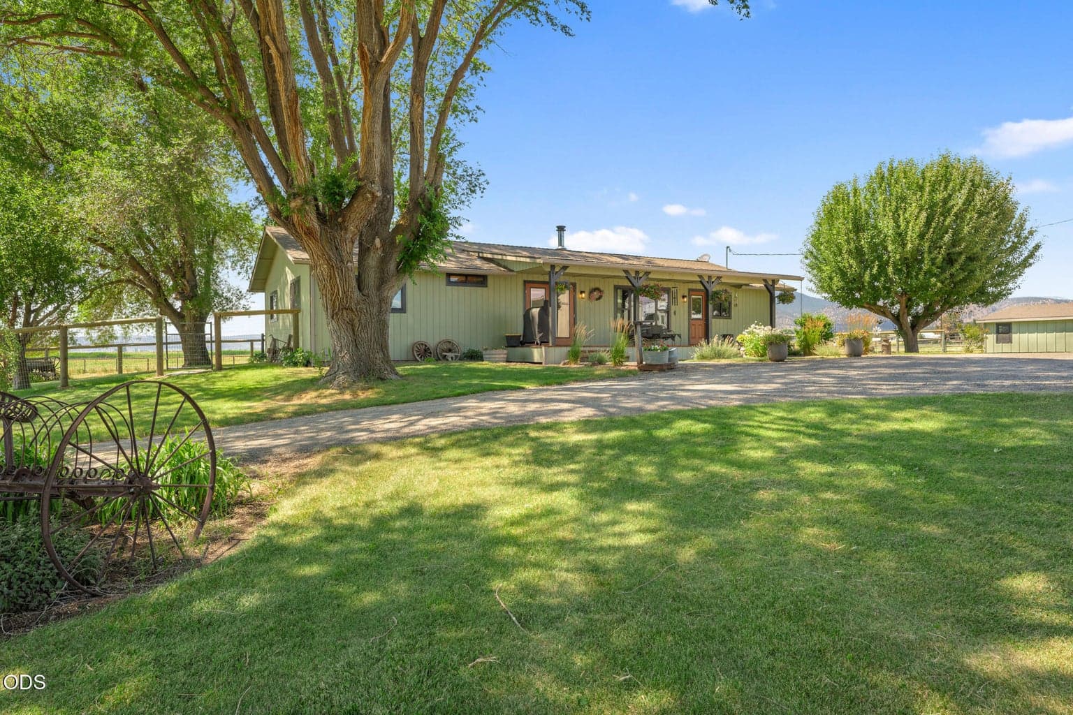 Photo of 7800 Lamonta Road 1 of 33