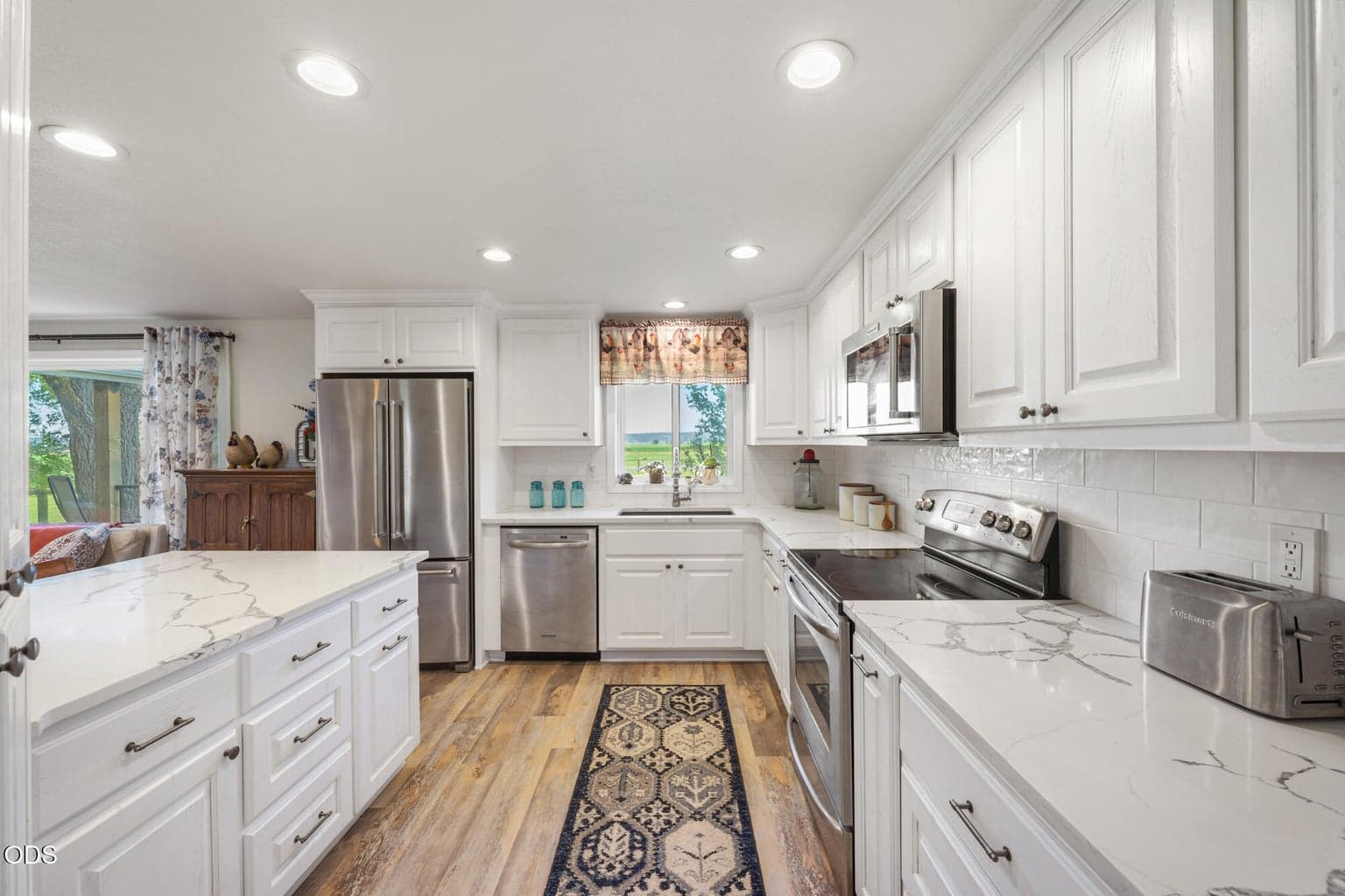 Photo of 7800 NW Lamonta Road 8 of 33