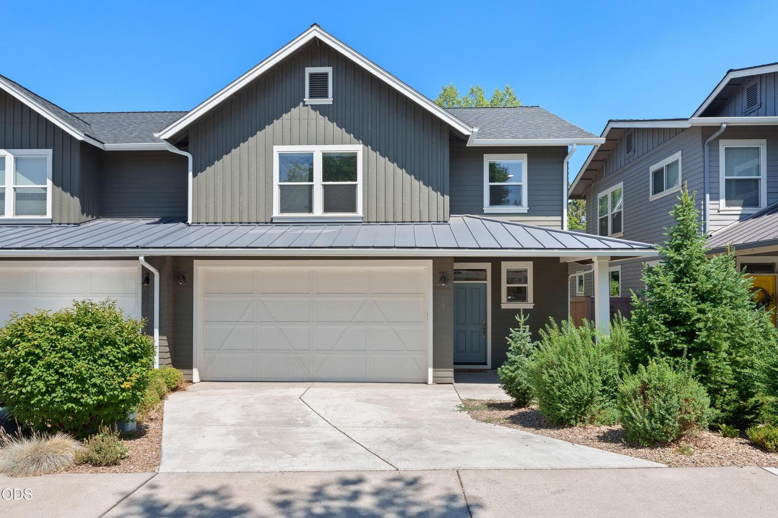 Photo of 750 Isabella Lane 2 of 39