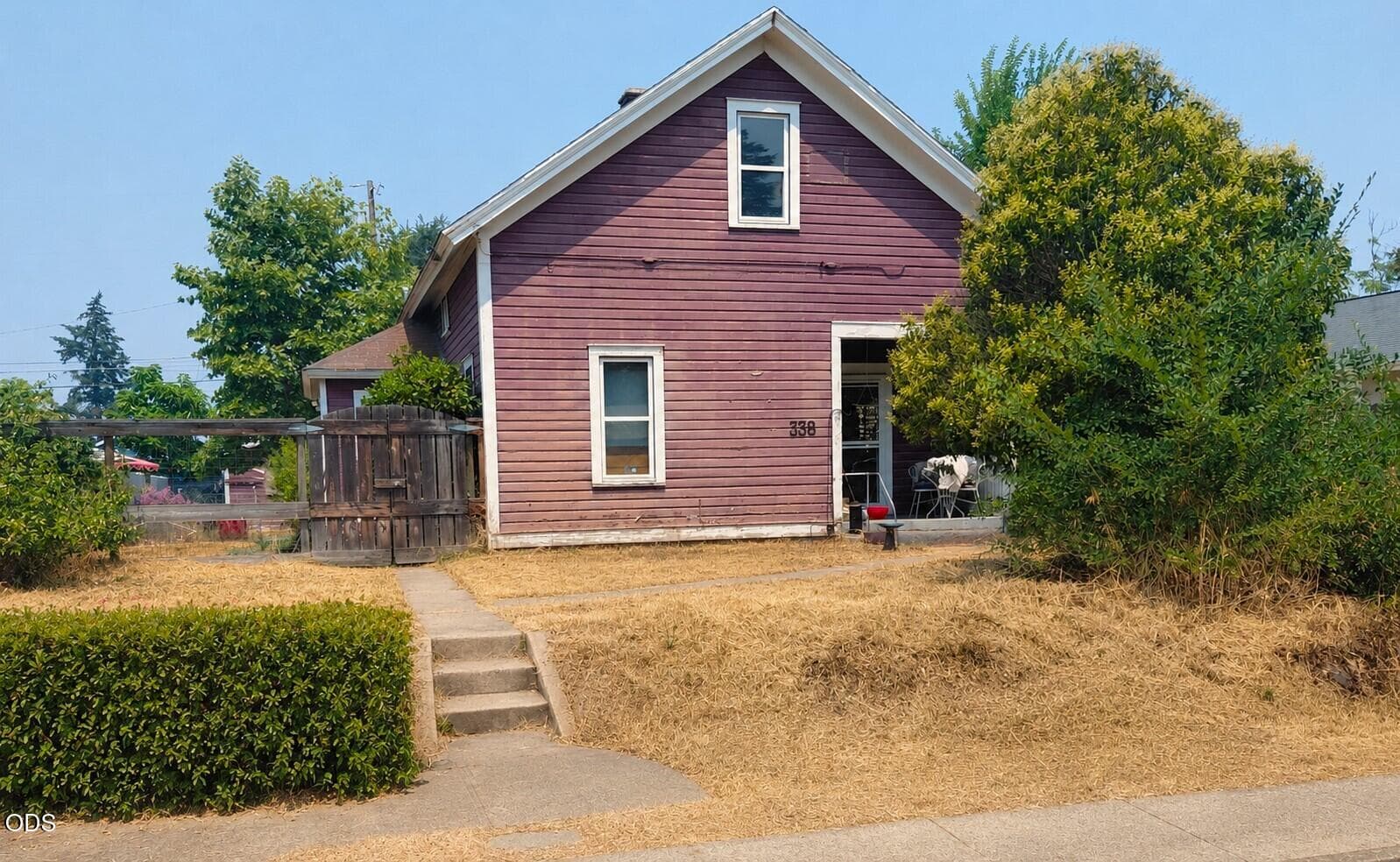 Photo of 338 Fairmount Street 1 of 6