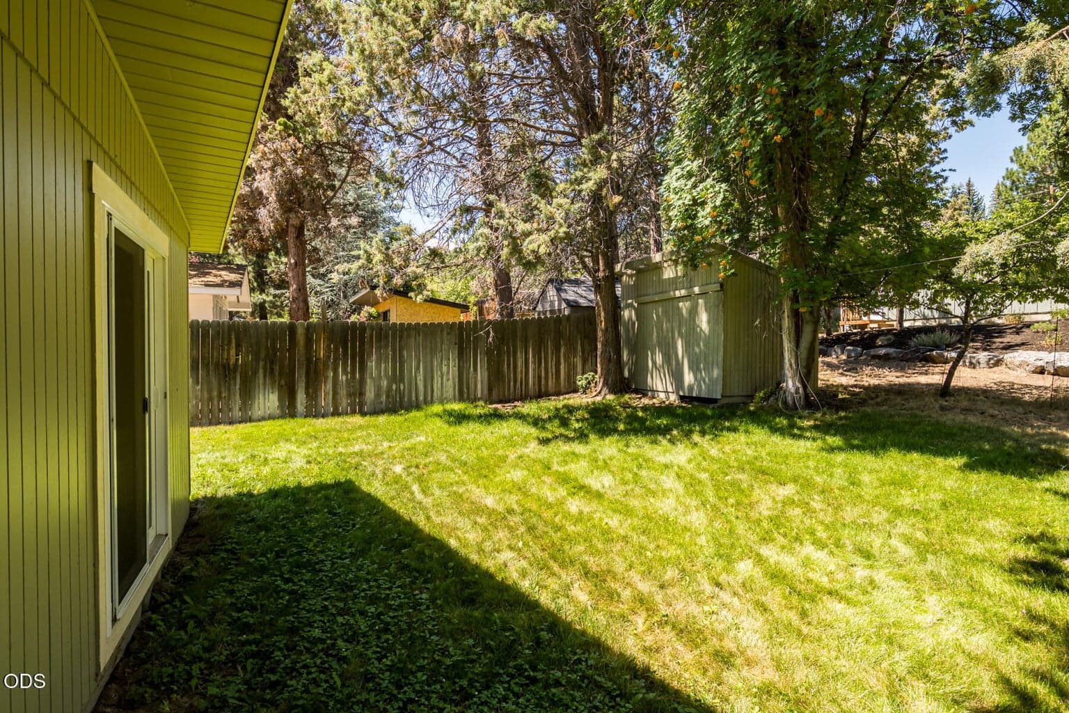 Photo of 1278 NW Vicksburg Avenue 30 of 35