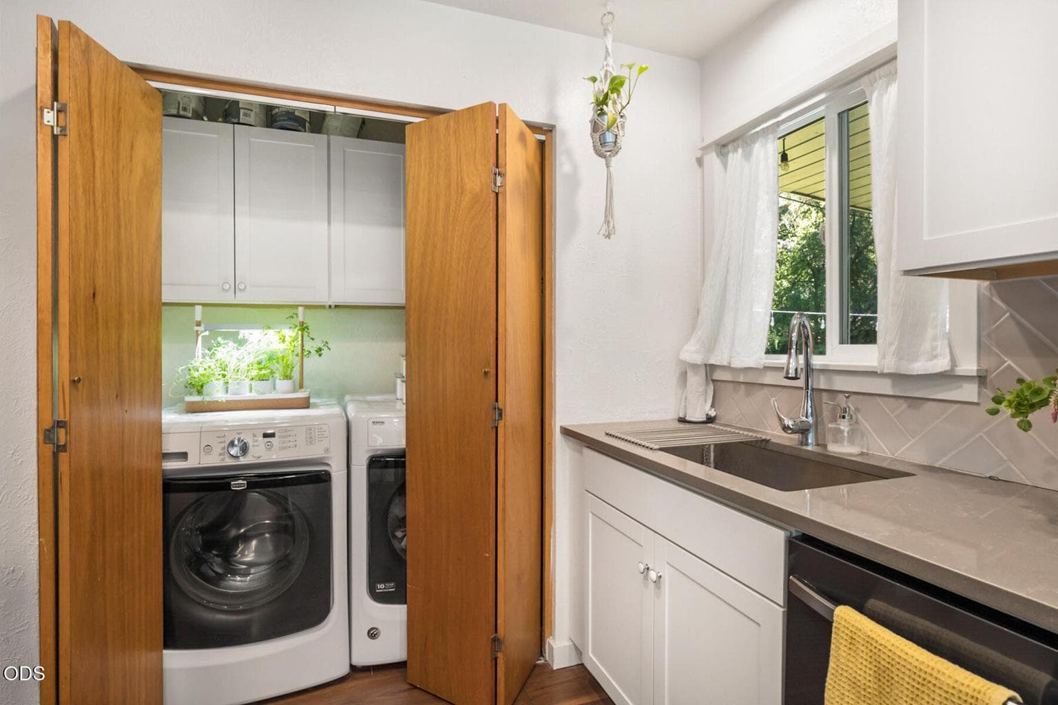Photo of 1278 NW Vicksburg Avenue 22 of 35