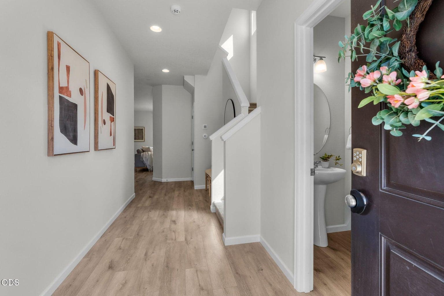 Light and bright entry!