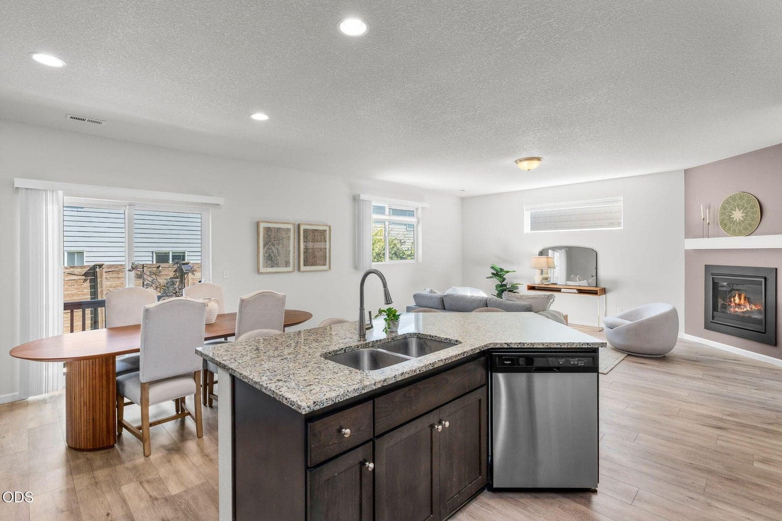 Nice sized eating area