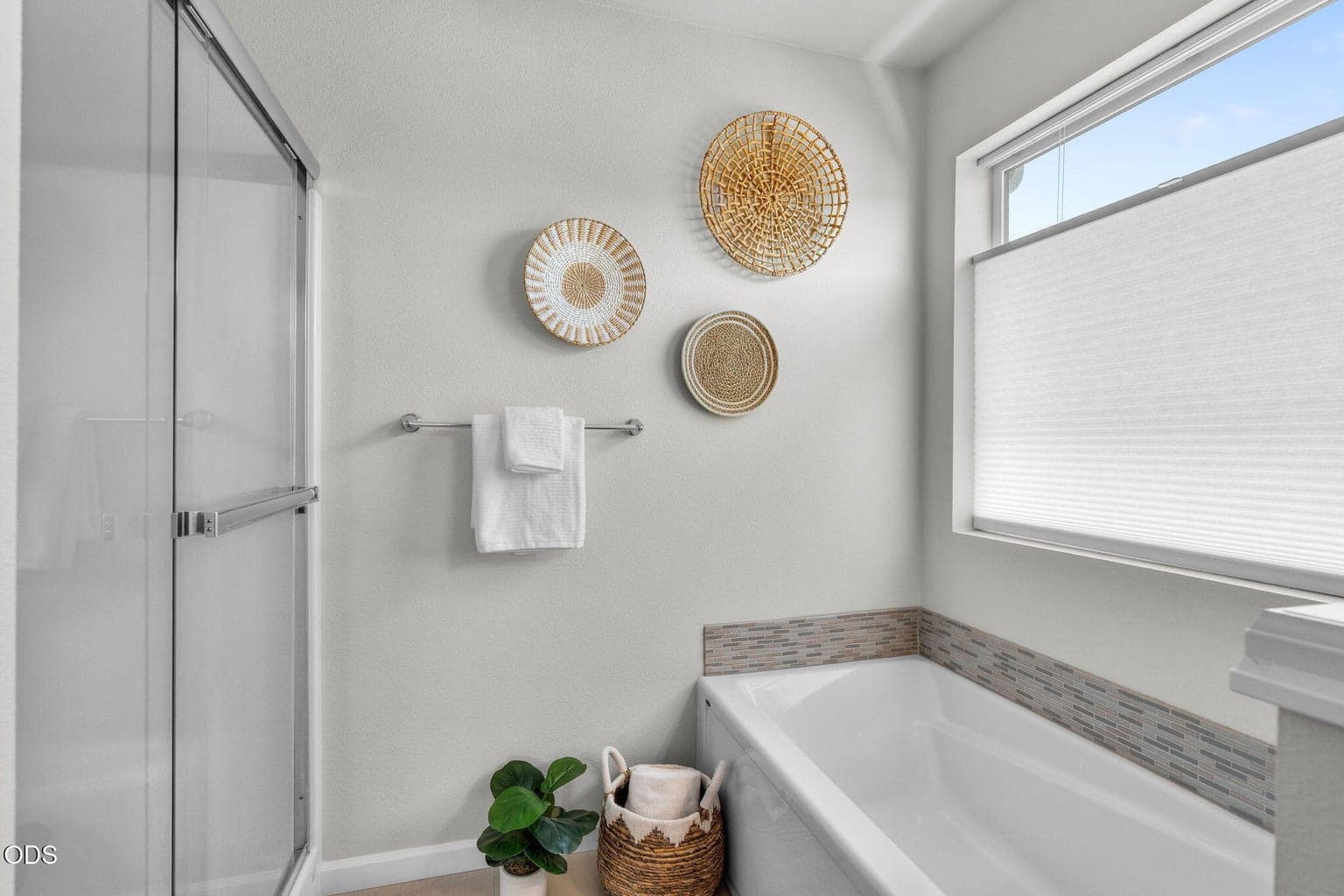 Soaker tub in primary bath