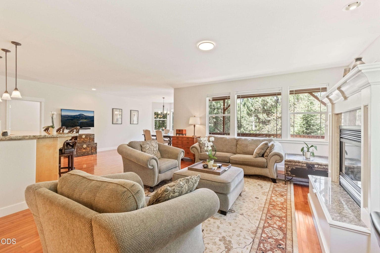 Photo of 121 Outlook Vista Drive 5 of 45