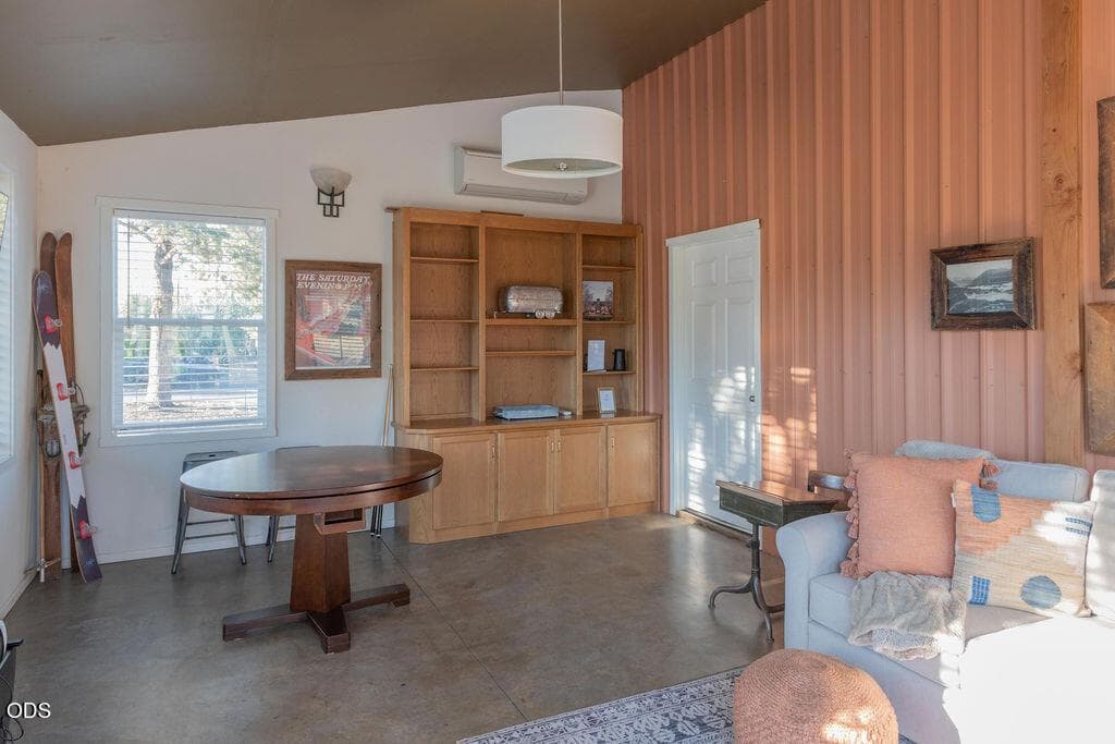 Photo of 18025 Cascade Estates Drive 46 of 56