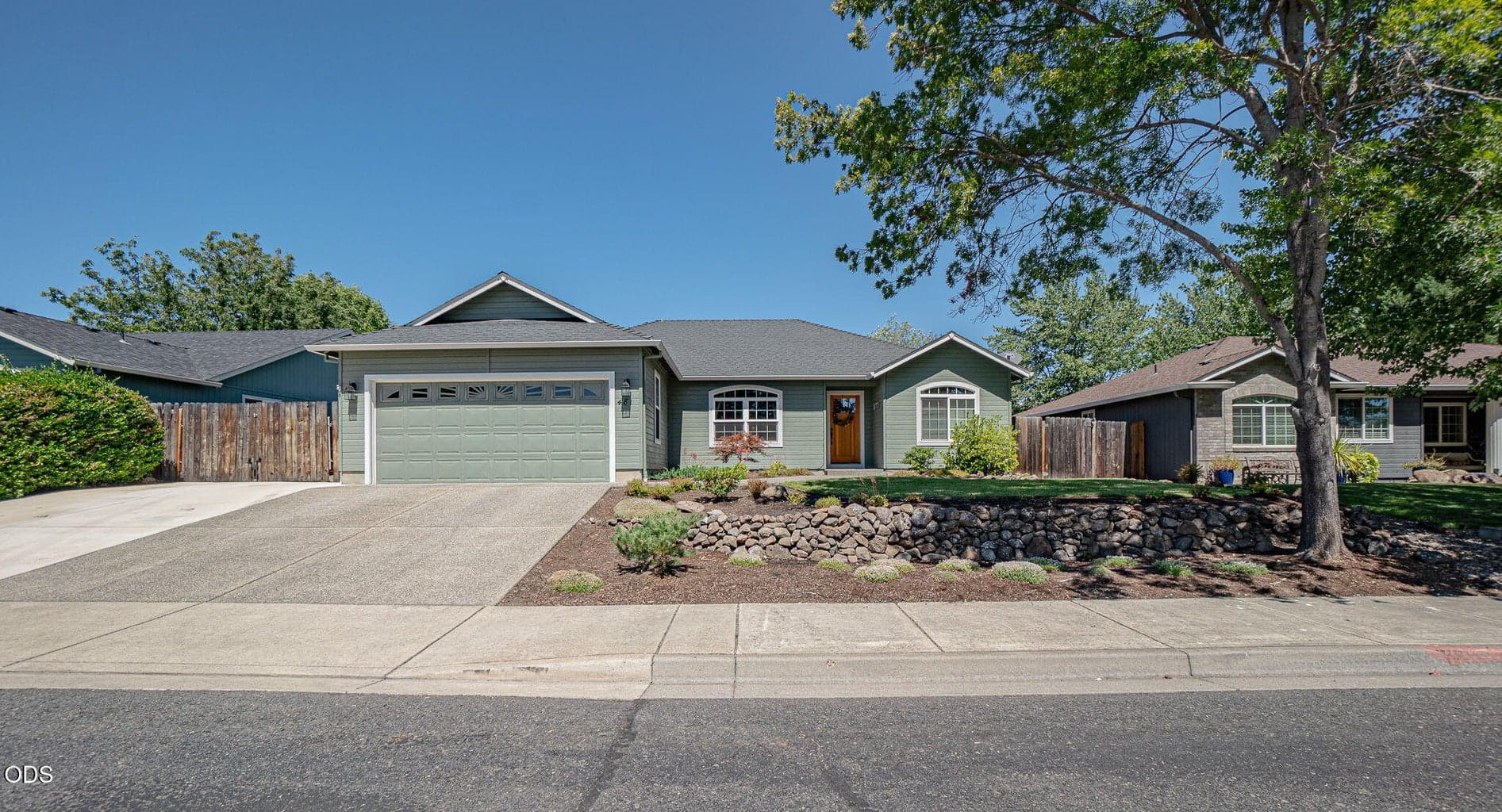Photo of 481 Westminster Drive 1 of 27