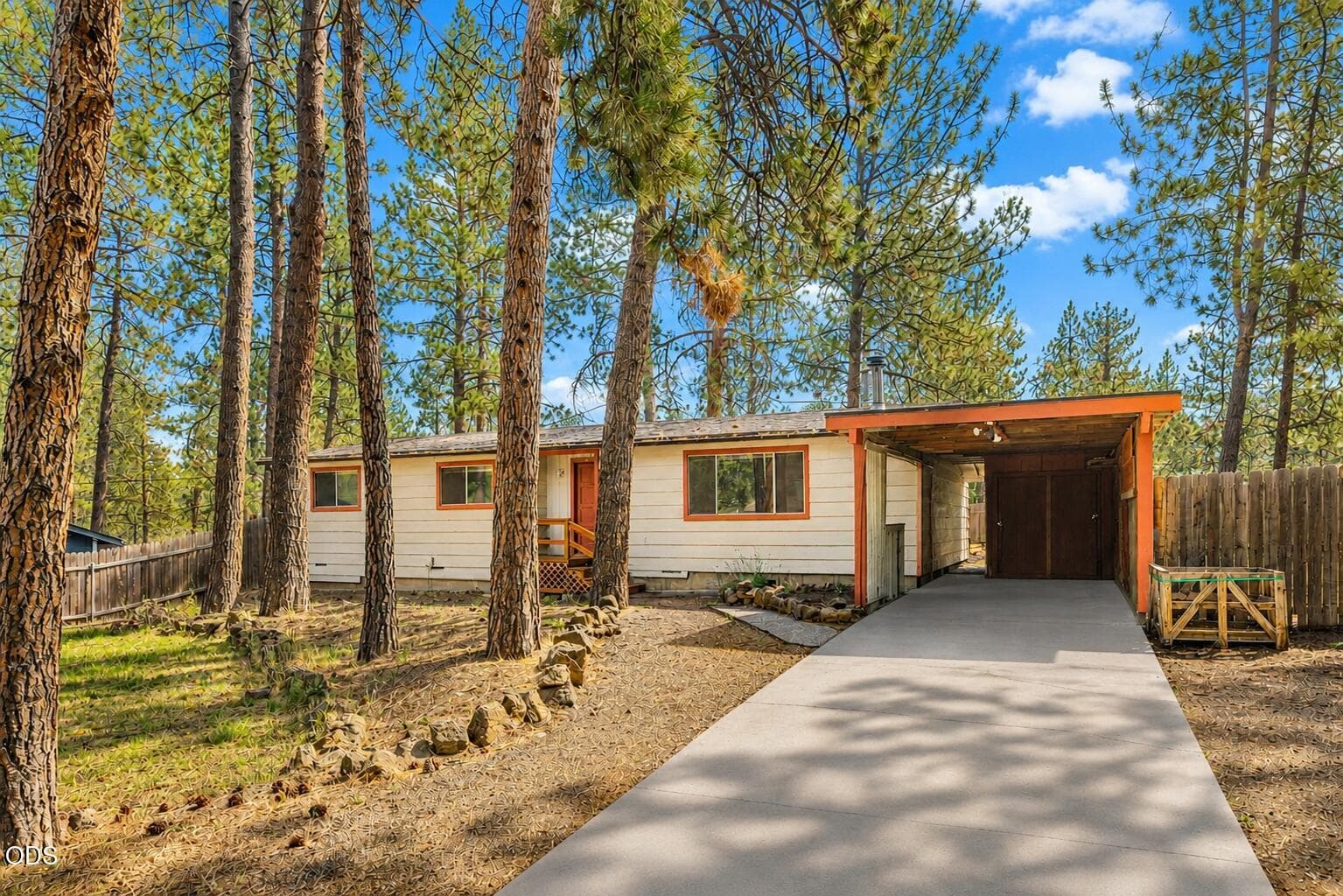 60866 Granite Drive, Bend, OR, 97702 property photo