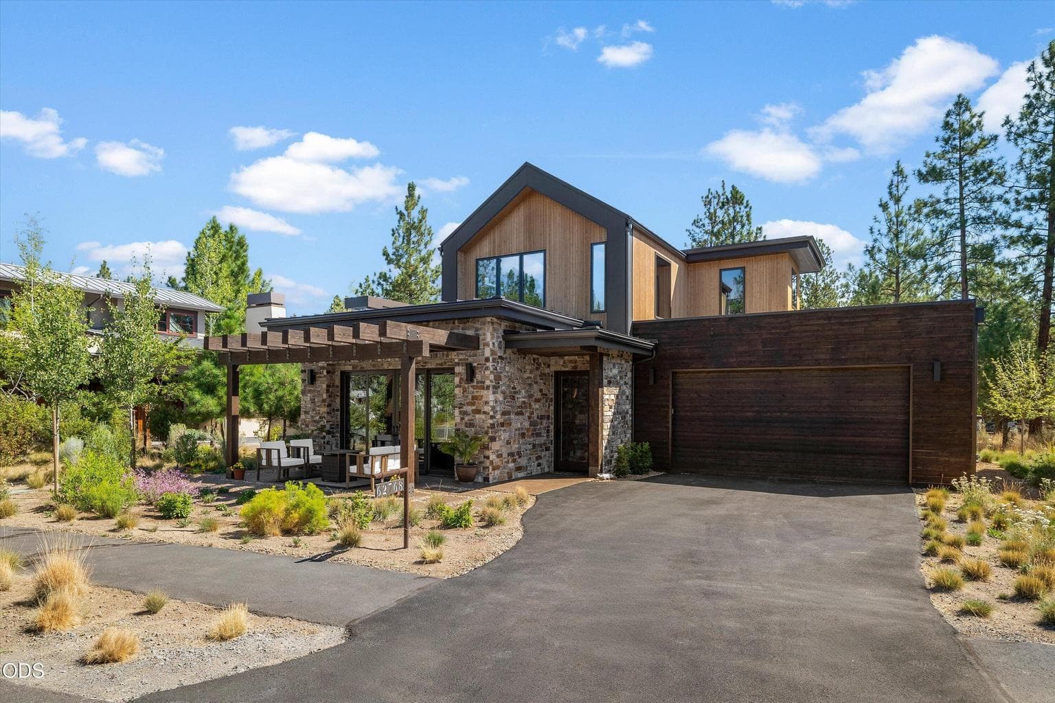 Photo of 62768 Sand Lily Way 1 of 53