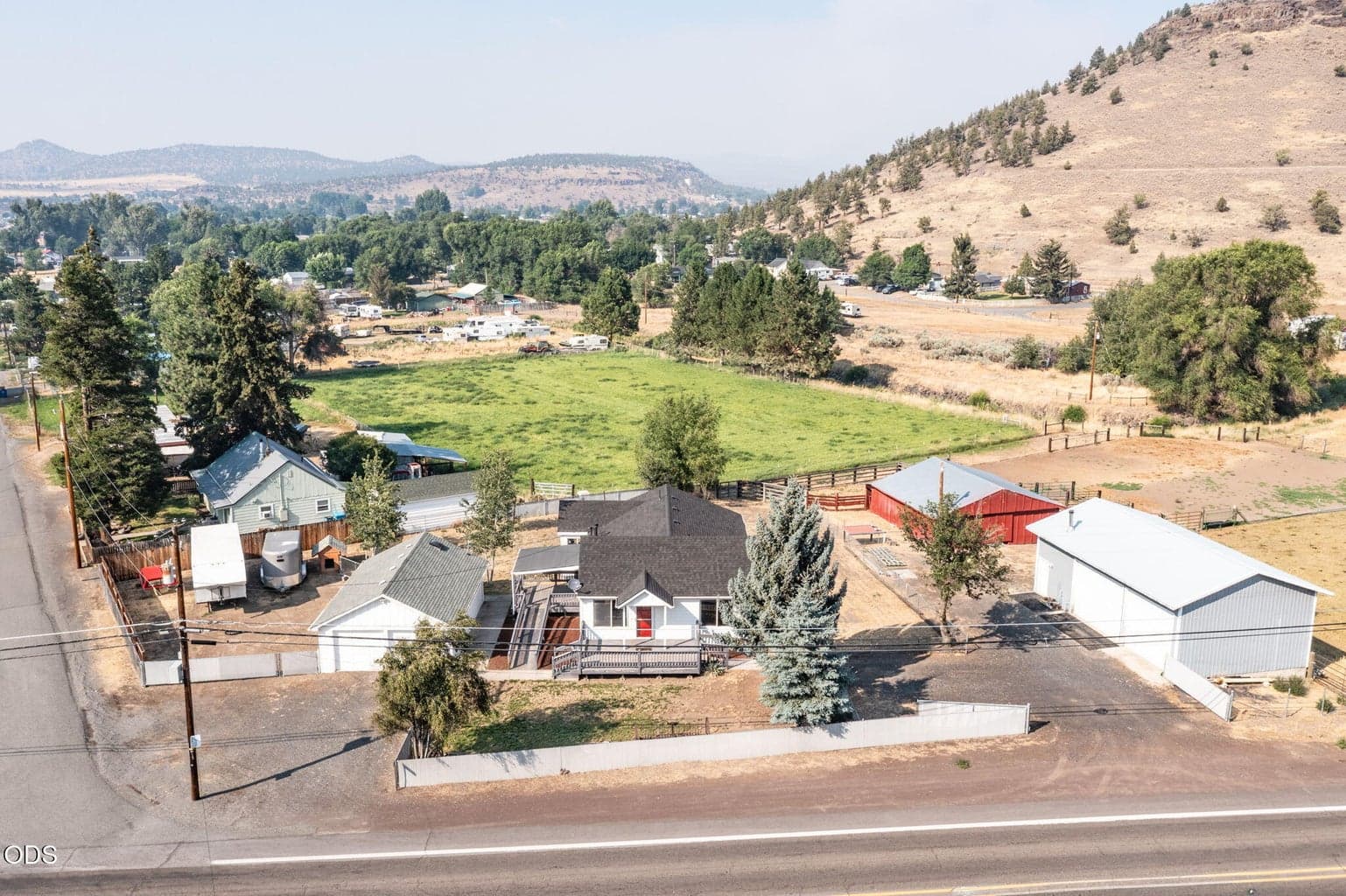 Photo of 2185 SE Paulina Highway 47 of 58