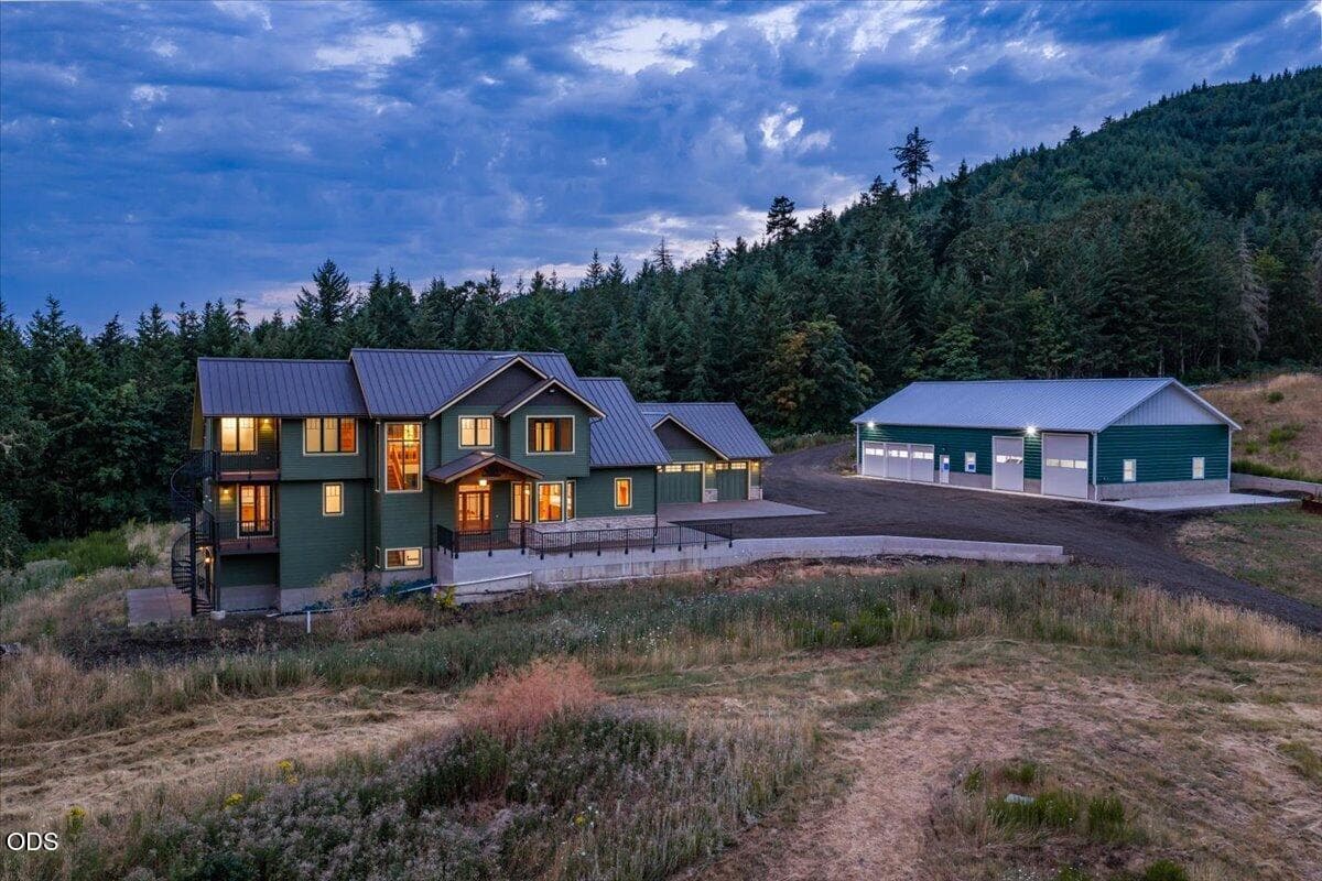 Photo of 15600 Dupee Valley Road 2 of 50