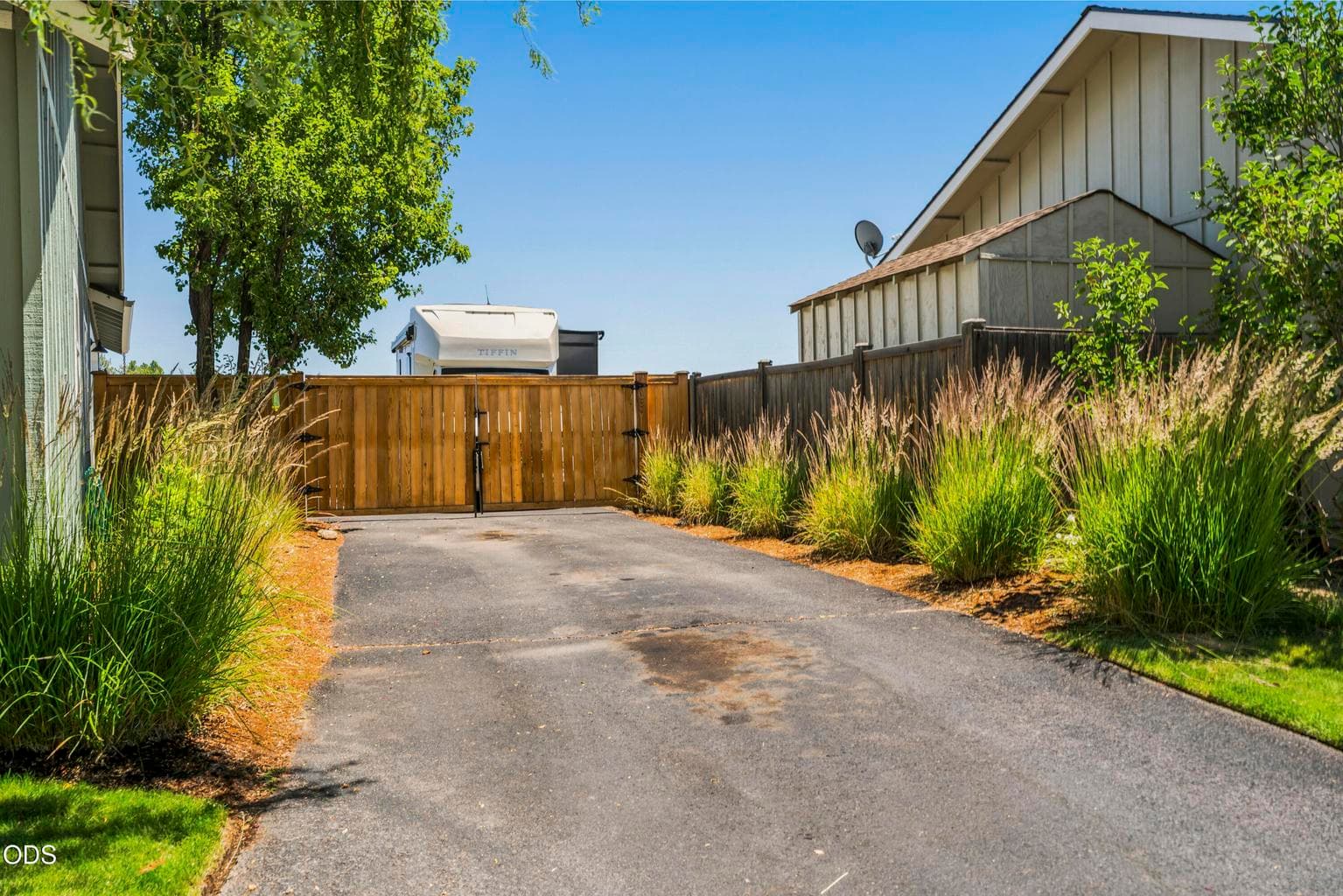 Photo of 61242 Brookhollow Drive 23 of 27