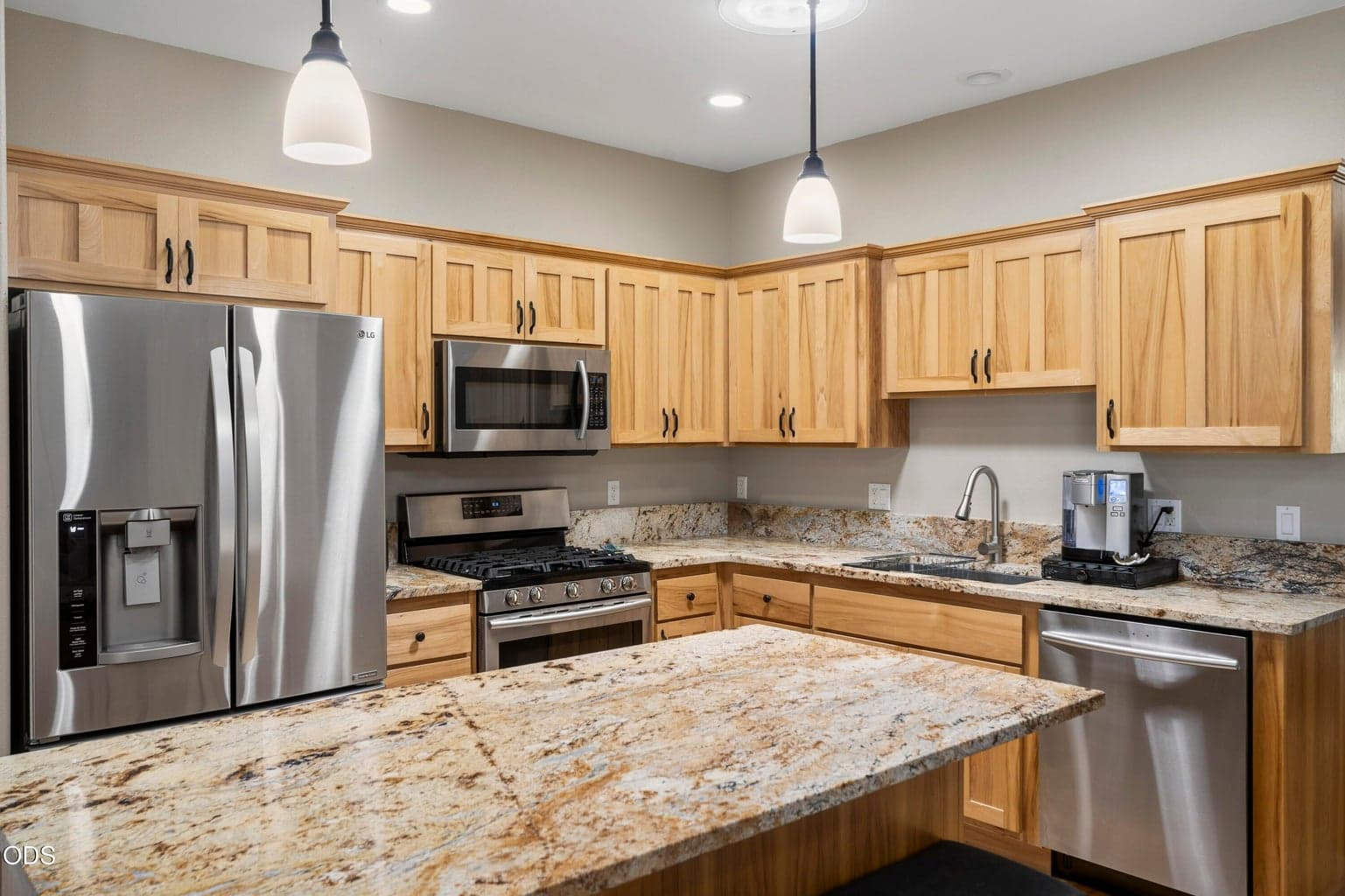 Photo of 61242 Brookhollow Drive 7 of 27
