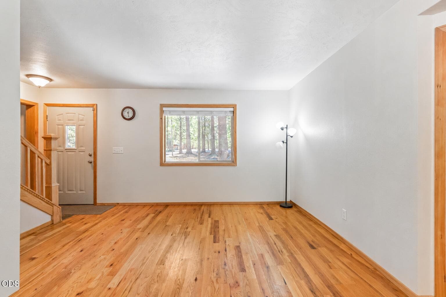 Photo of 16018 Park Drive 4 of 27