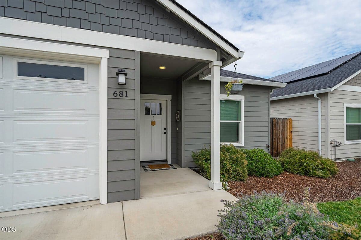 Photo of 681 Heber Lane 3 of 28