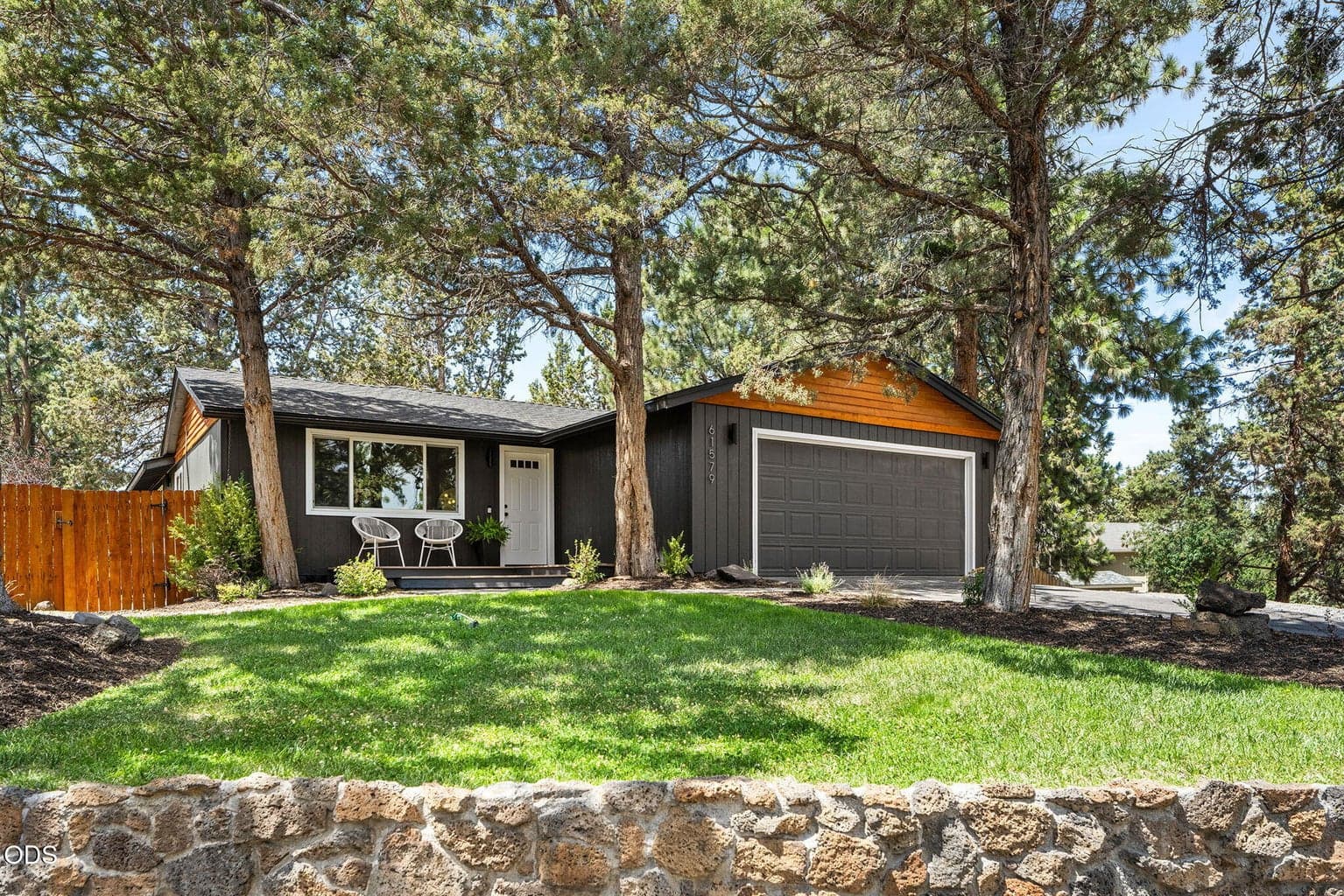 Photo of 61579 Rockway Terrace 2 of 40
