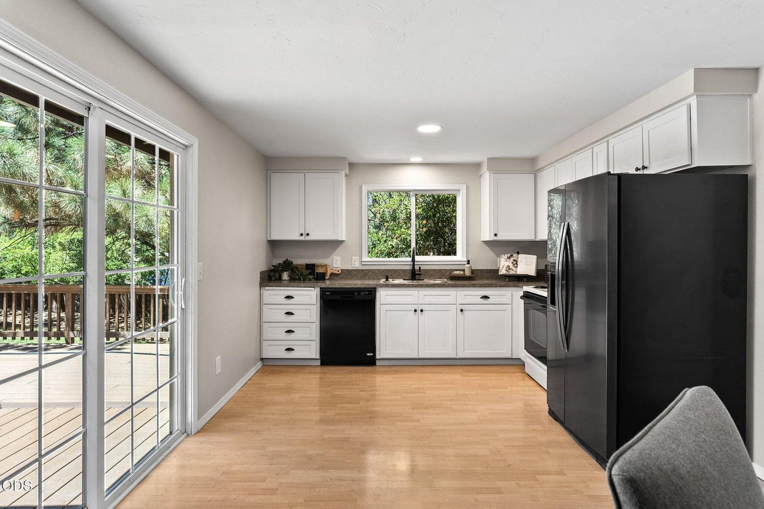 Photo of 61579 Rockway Terrace 10 of 24