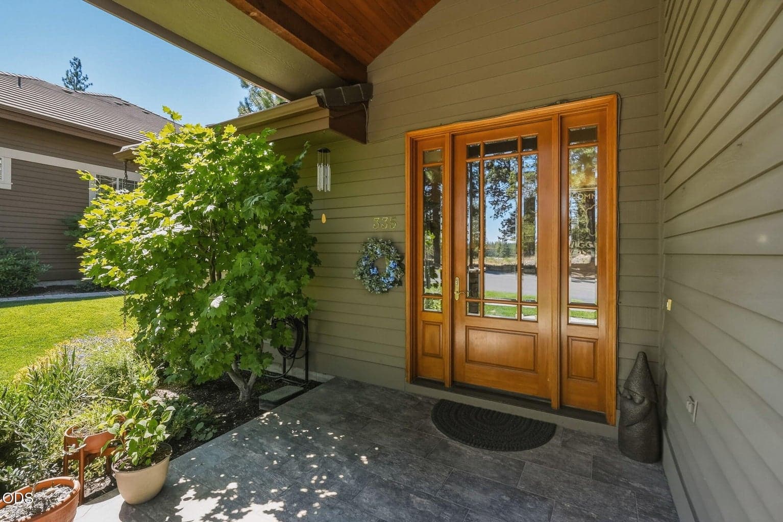 Photo of 335 Mount Washington Drive 2 of 31