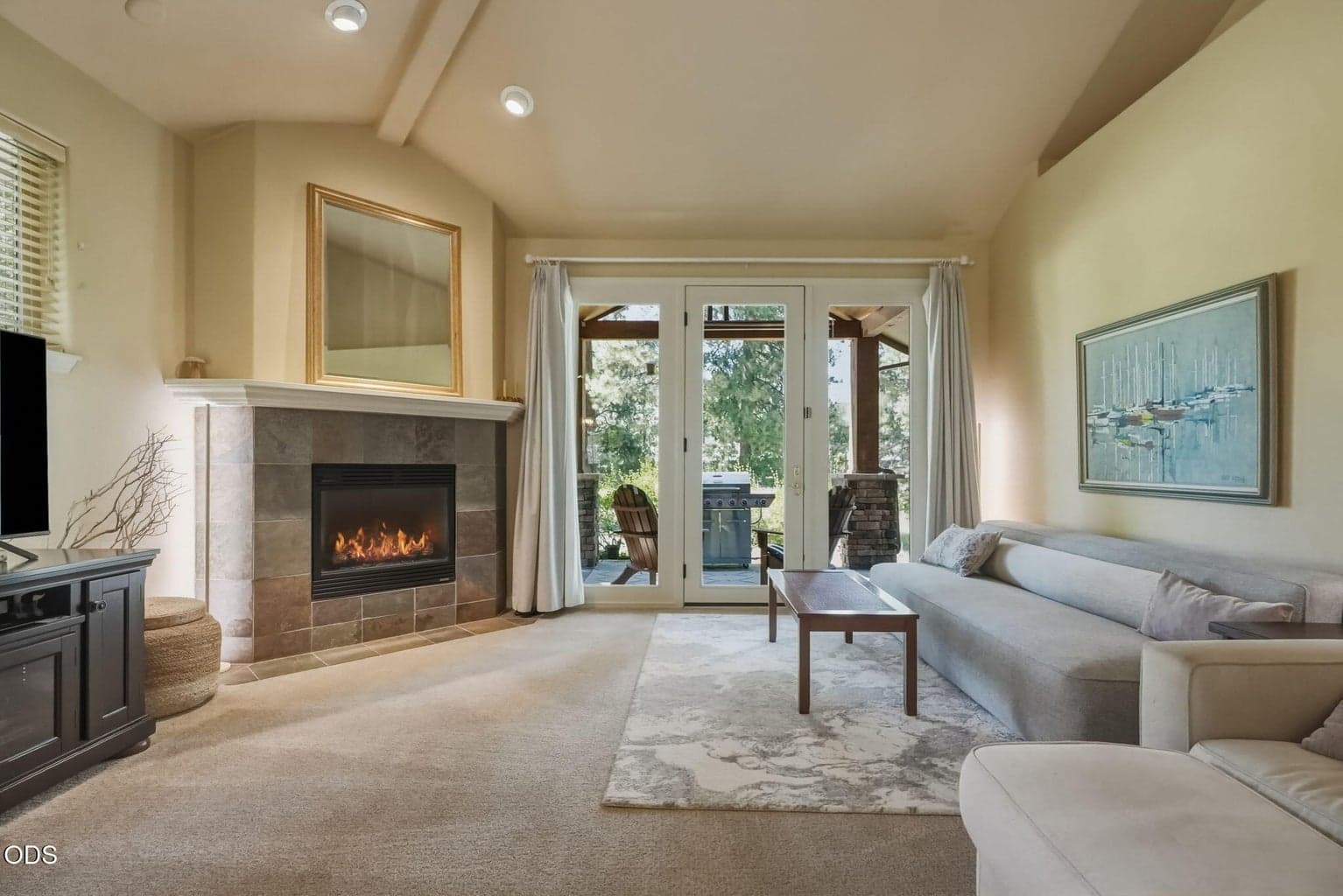 Photo of 335 Mount Washington Drive 9 of 31