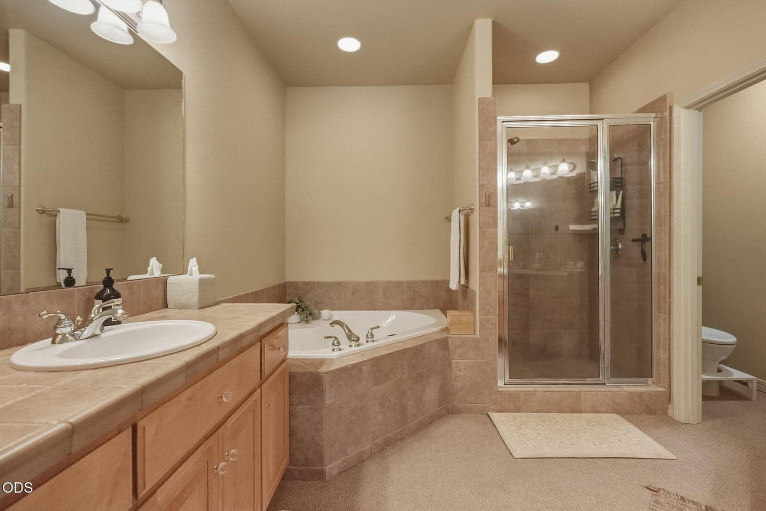 Photo of 335 Mount Washington Drive 13 of 31