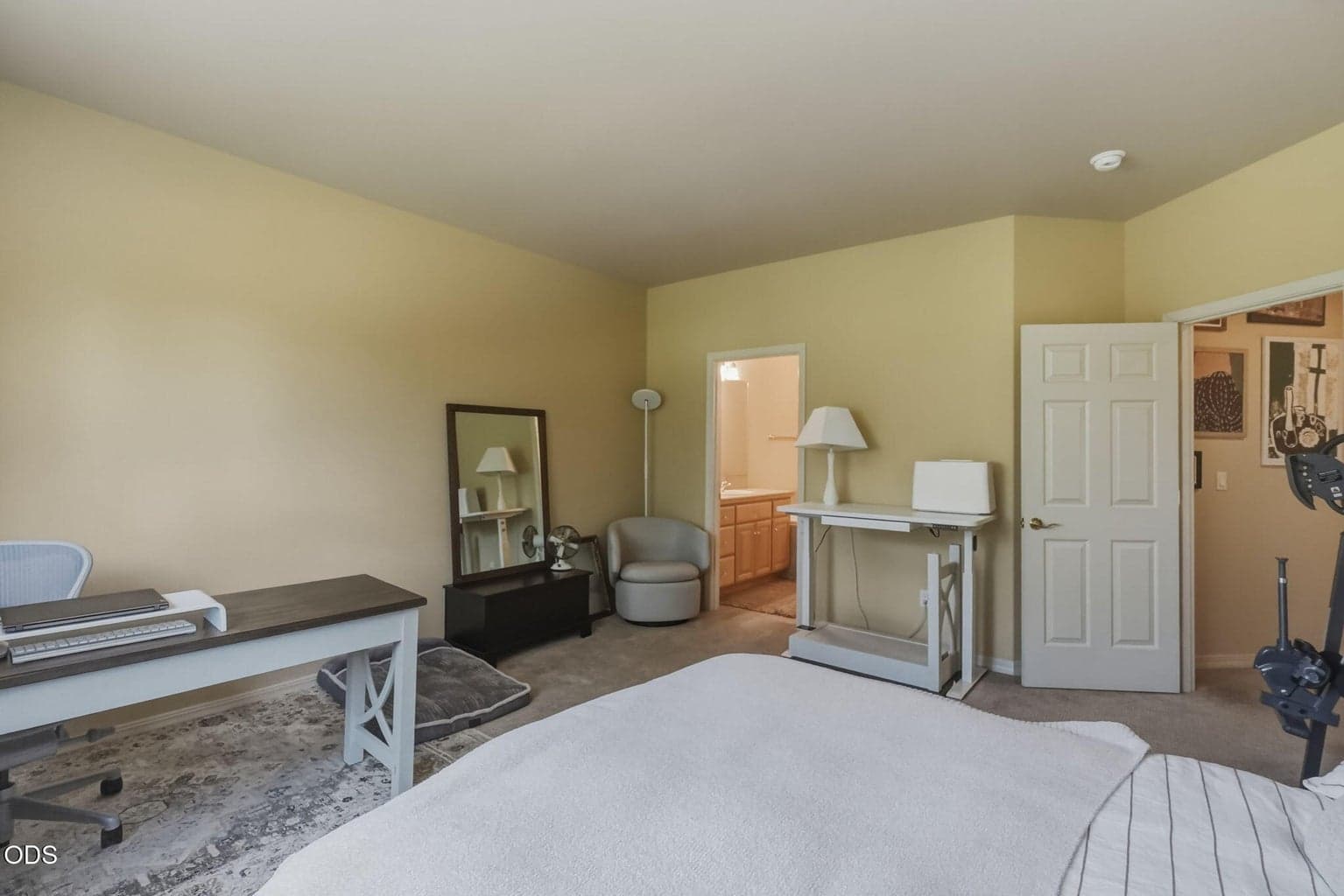 Photo of 335 Mount Washington Drive 17 of 31