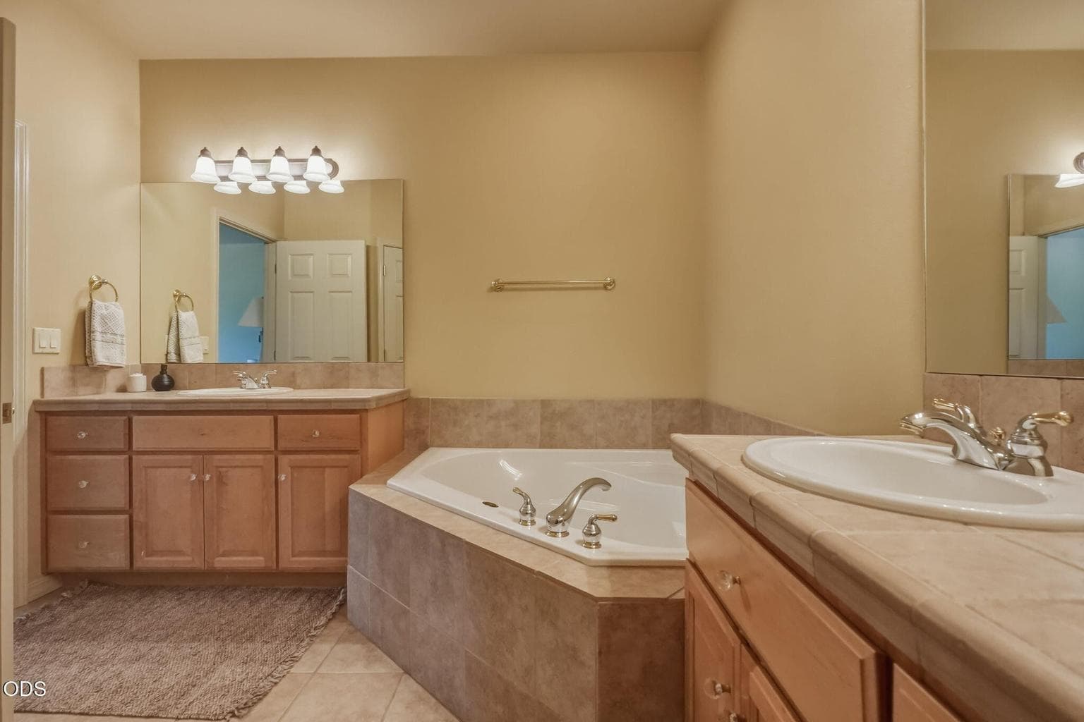 Photo of 335 Mount Washington Drive 20 of 31