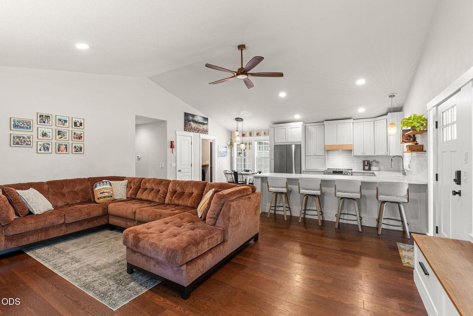 Photo of 17407 Killdeer Drive 7 of 35