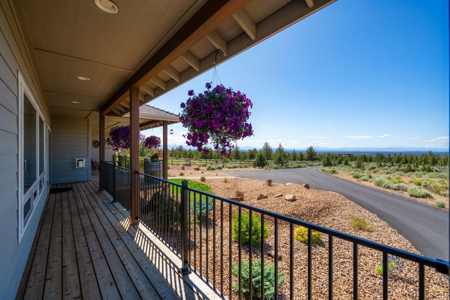 Photo of 13604 Harrison Way 4 of 59