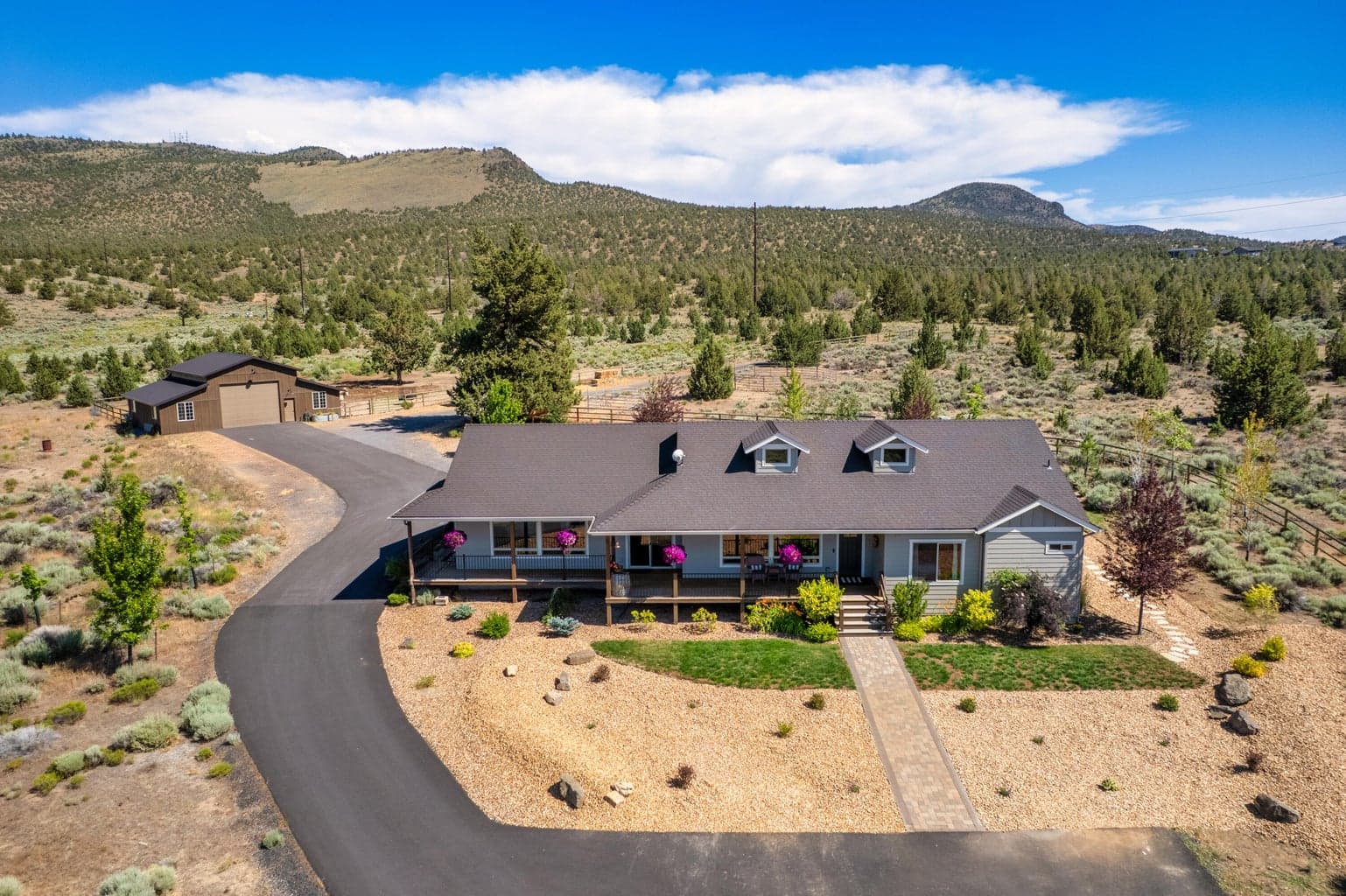 Photo of 13604 Harrison Way 5 of 59