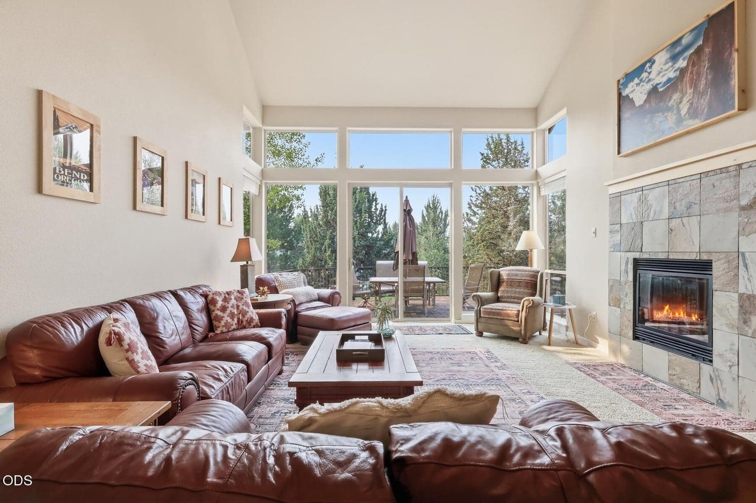 Photo of 10614 Village Loop 30 of 39
