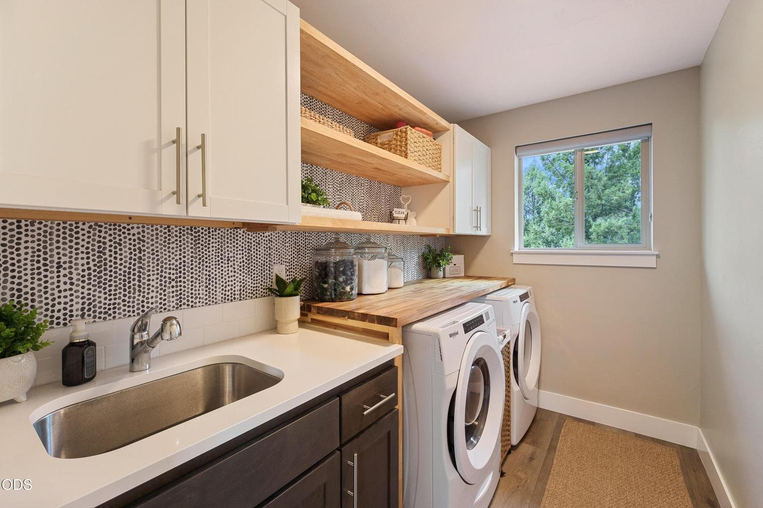 Photo of 2409 NE Robinson Street 31 of 71