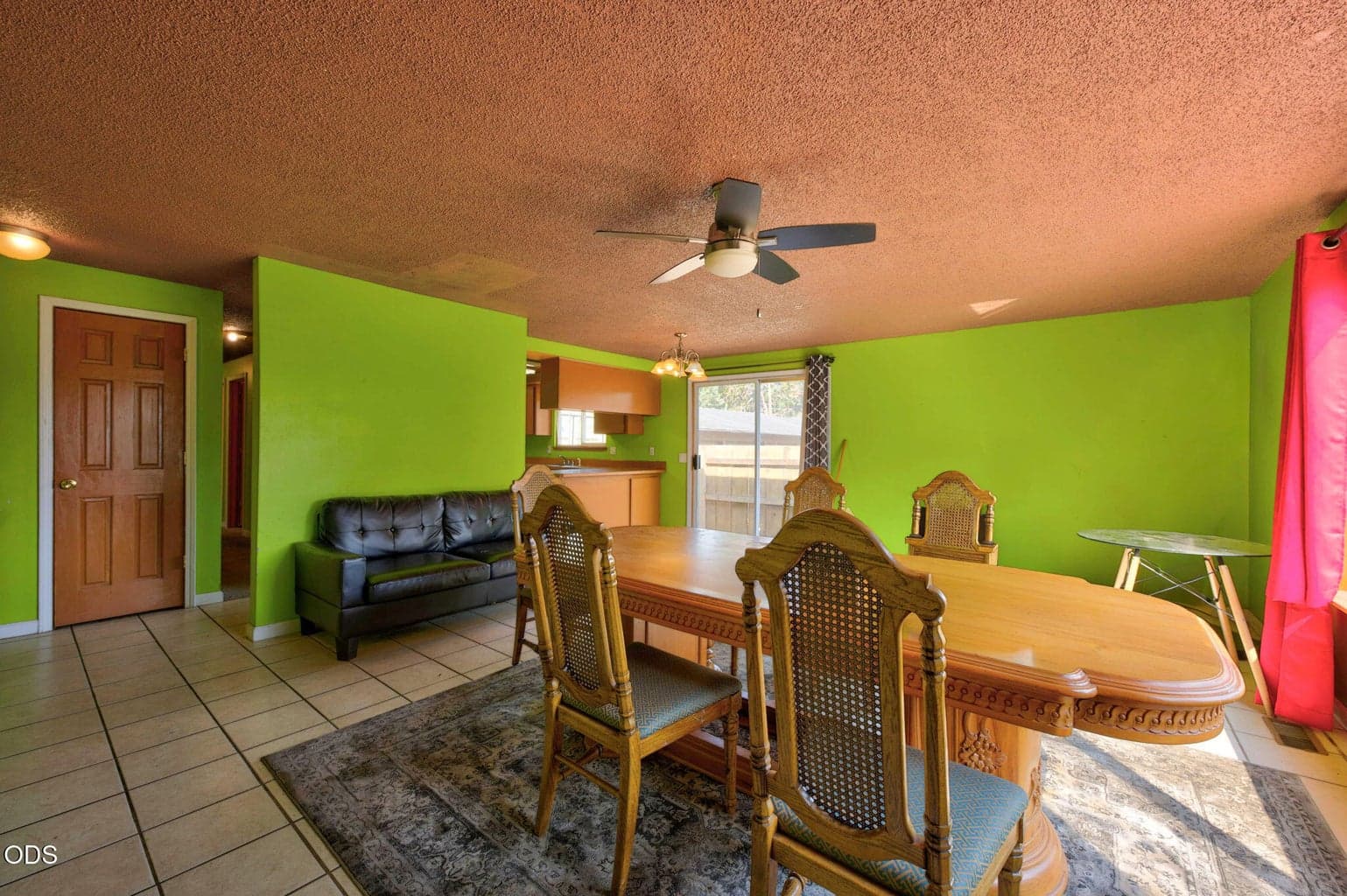 Photo of 567 SE Centennial Street 7 of 22