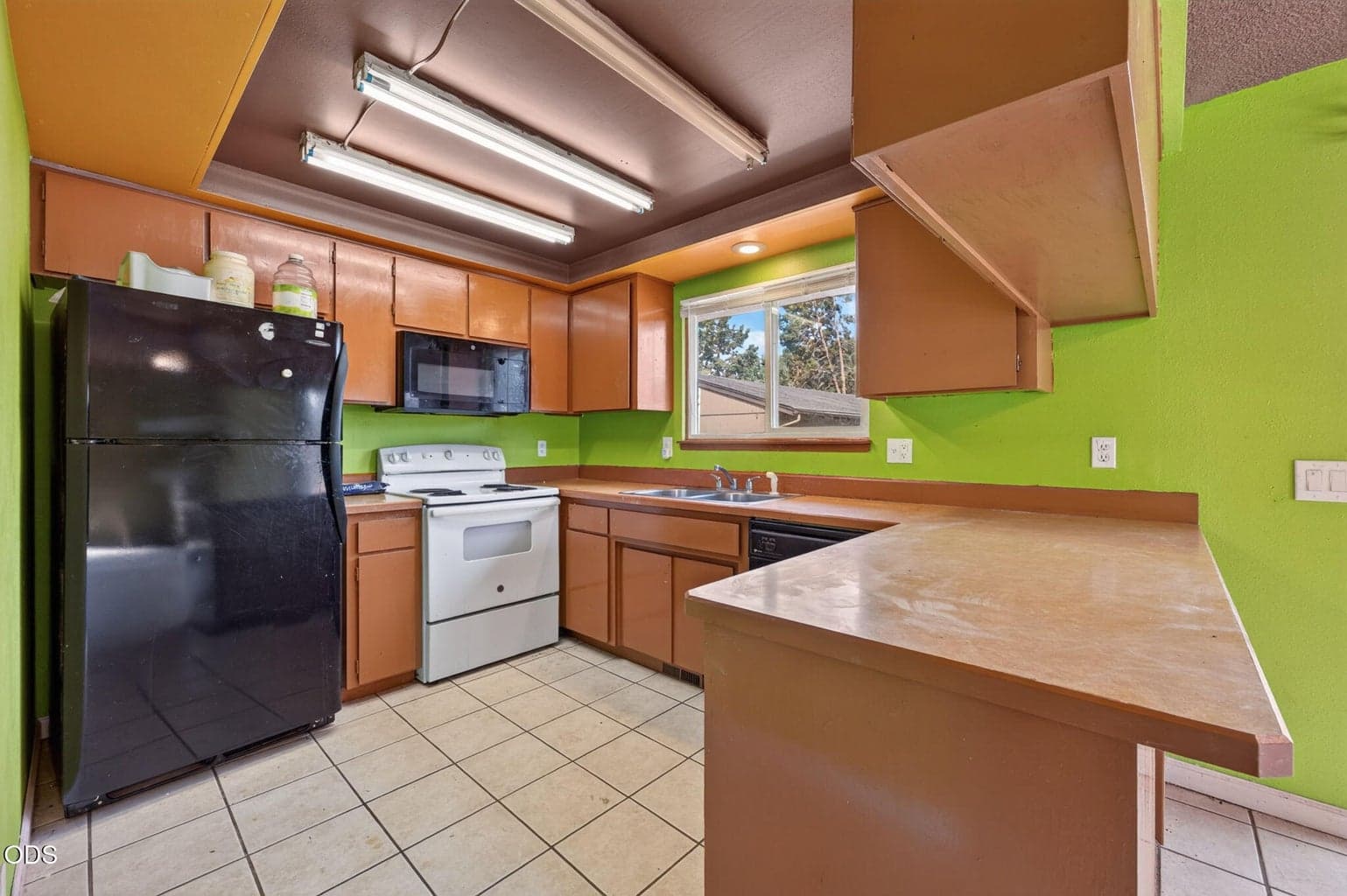 Photo of 567 SE Centennial Street 10 of 22