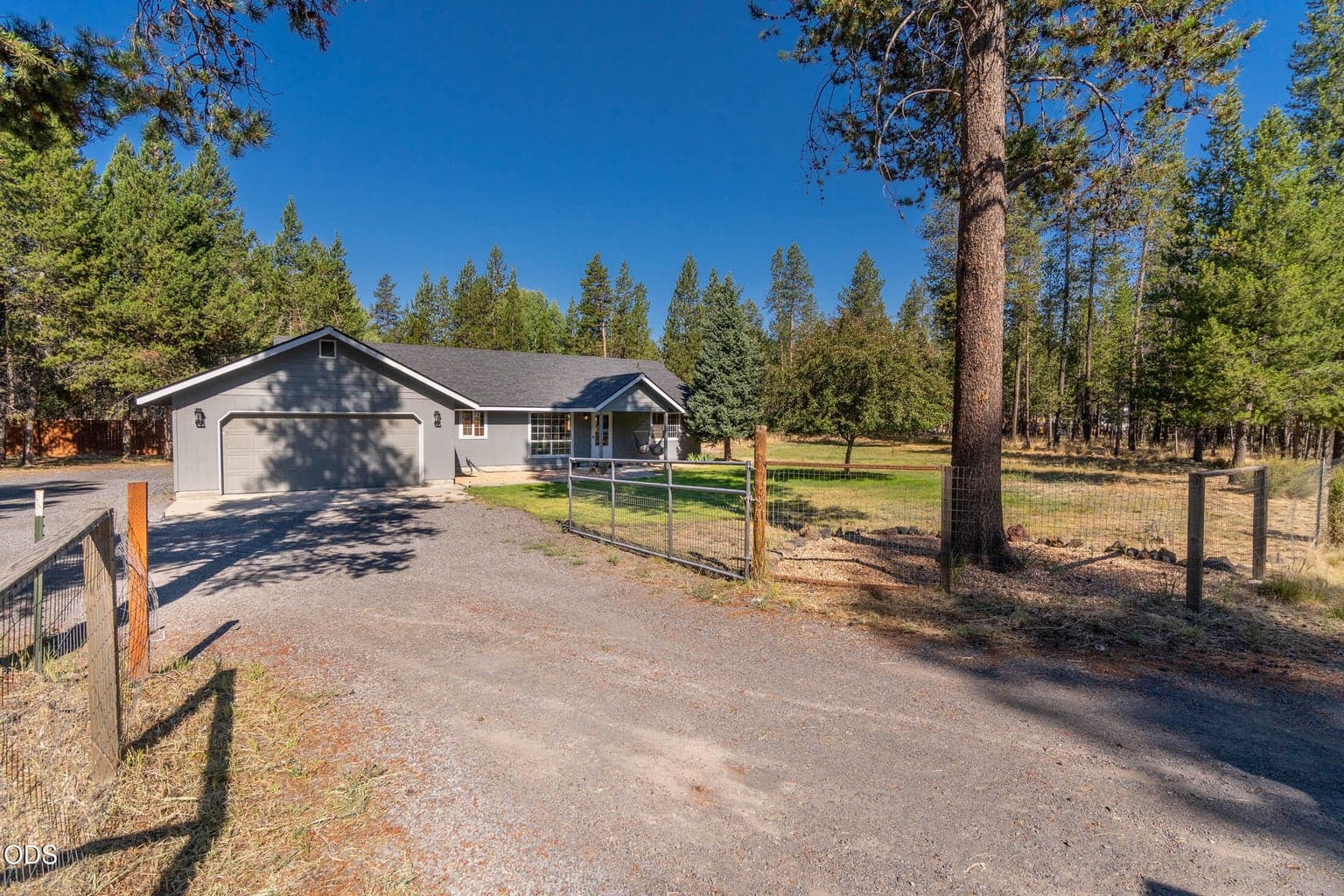 Photo of 52221 Pine Forest Drive 5 of 47