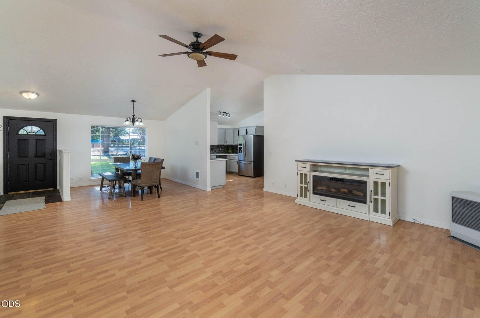Photo of 52221 Pine Forest Drive 4 of 47