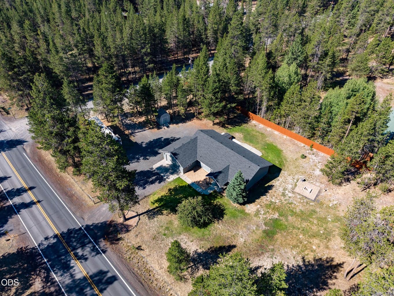 Photo of 52221 Pine Forest Drive 40 of 48